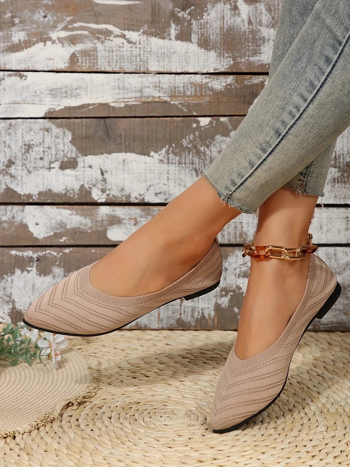 Women's Pointed Toe Flat Shoes Solid Color Knitted Slip on Shoes Casual Breathable Ballet Flats Women Flat Shoes Loafers Women