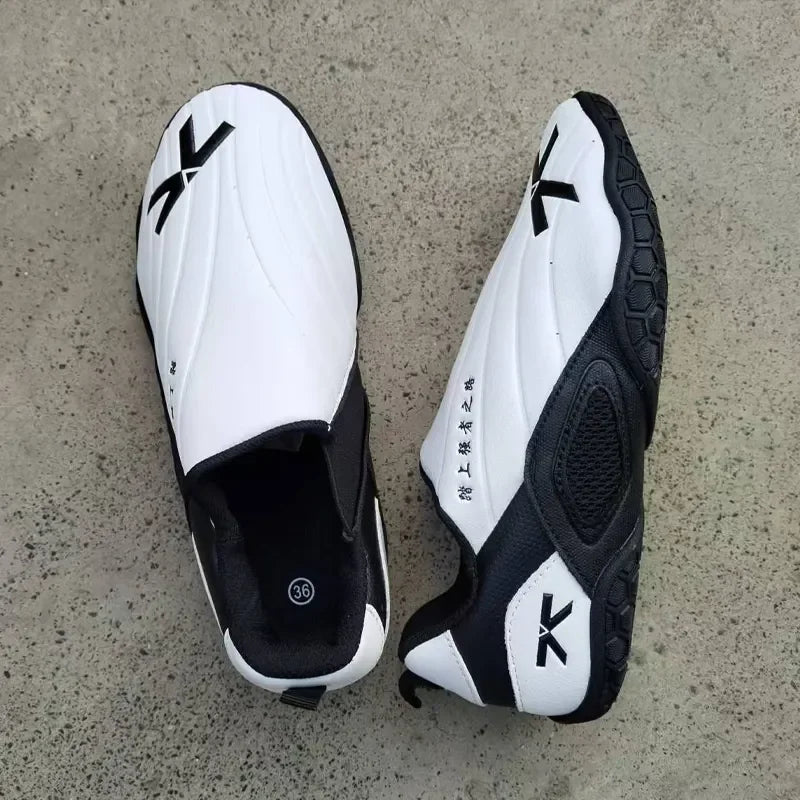 Children Taekwondo Shoes Men's Breathable Kids Martial Arts Karate Kung Fu Shoes Gym Fitness Workout Sports Body Building