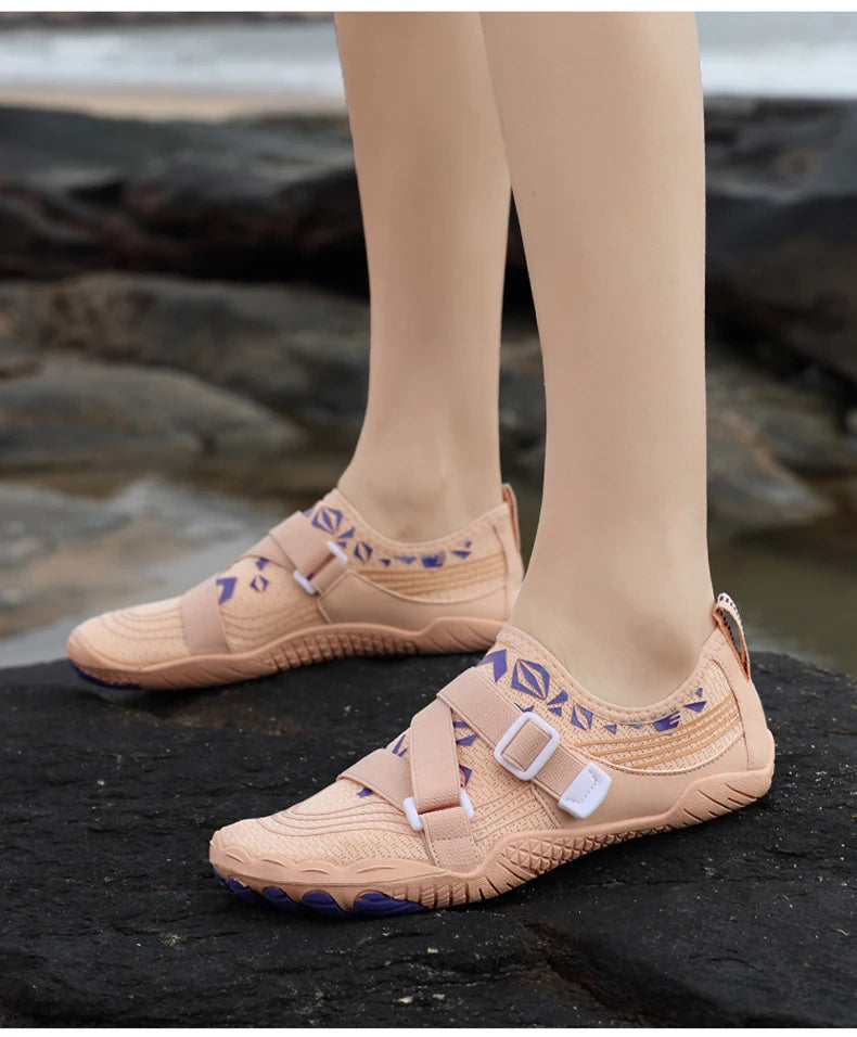 Wading Shoes Unisex Outdoor Swimming Shoes Beach Shoes Sports Fitness Shoes Stream Fishing Shoes Quick-drying Swimming Shoes