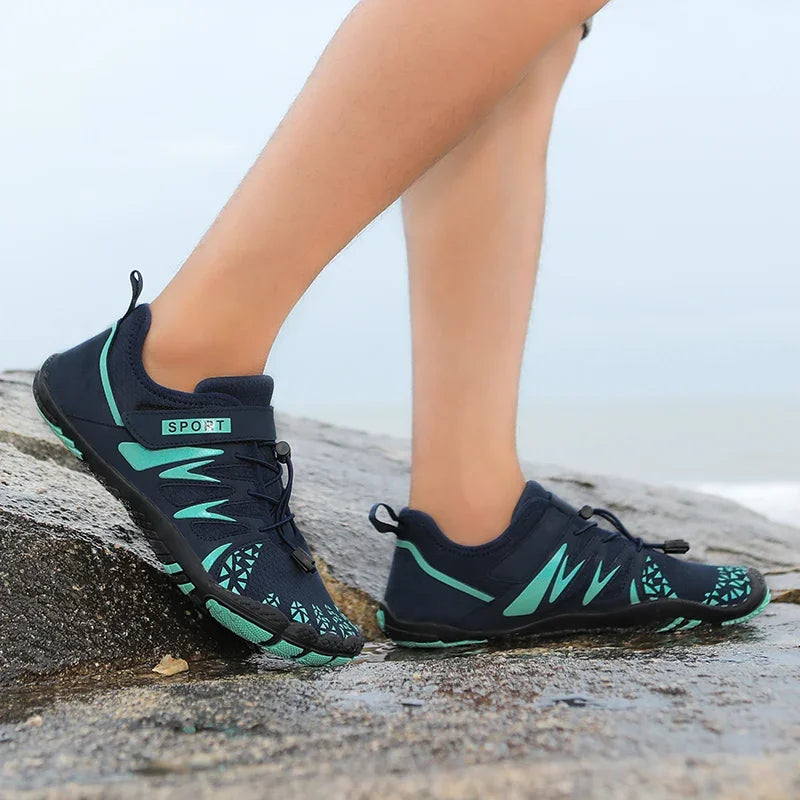 New Couple Water Shoes Aqua Shoes Five-finger Swimming Shoes 35-47 Size Beach Sports Shoes Fashion Men's Fitness Shoes