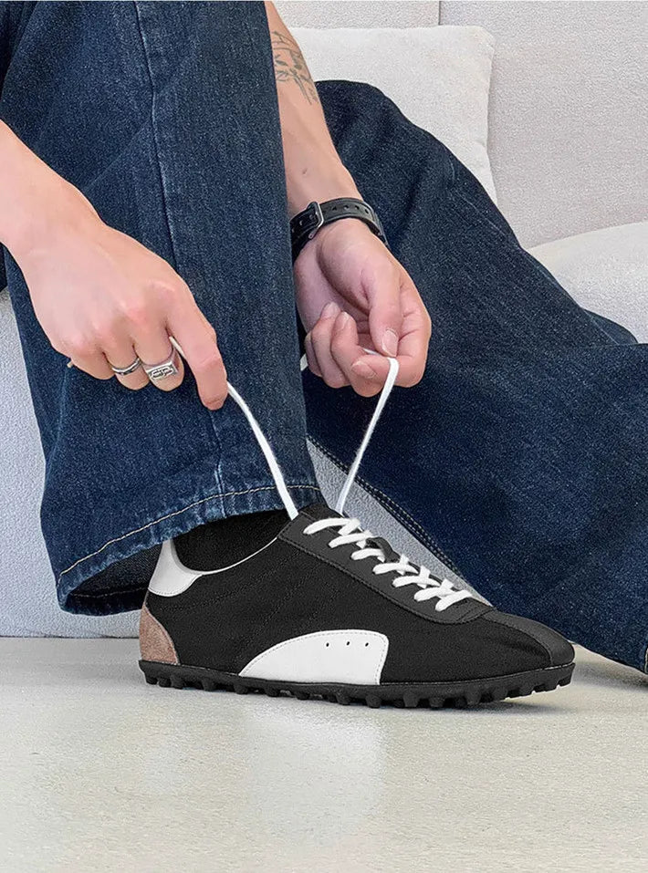 New Women Men High Quality Lace-Up Comfortable Soft Sole Flatsshoes Outdoor Casual Breathable Sneakers Fitness Shoes Male Shoes