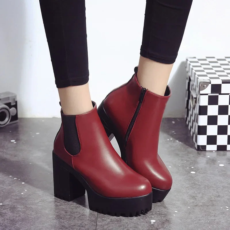 2024 Autumn/Winter New Women's Short Boots, Coarse Heel, European and American Women's Shoes with Velvet