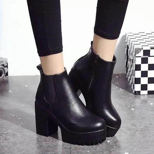 2024 Autumn/Winter New Women's Short Boots, Coarse Heel, European and American Women's Shoes with Velvet