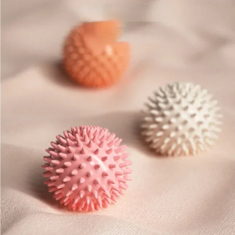Durable PVC Spiky Massage Ball Trigger Point Sport Fitness Hand Foot Pain Relief Plantar Fasciitis Reliever Hedgehog Balls 6cm