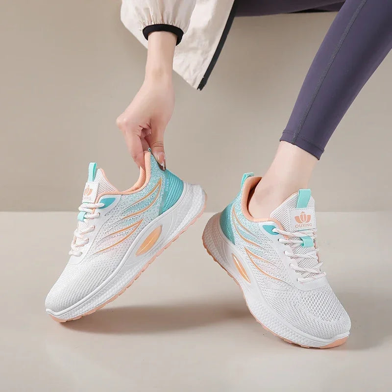 Spring Women New Mesh Lightweight Sports Breath Lace Up Fitness Comfortable Thick Soled Casual Running Shoes Tenis Masculino