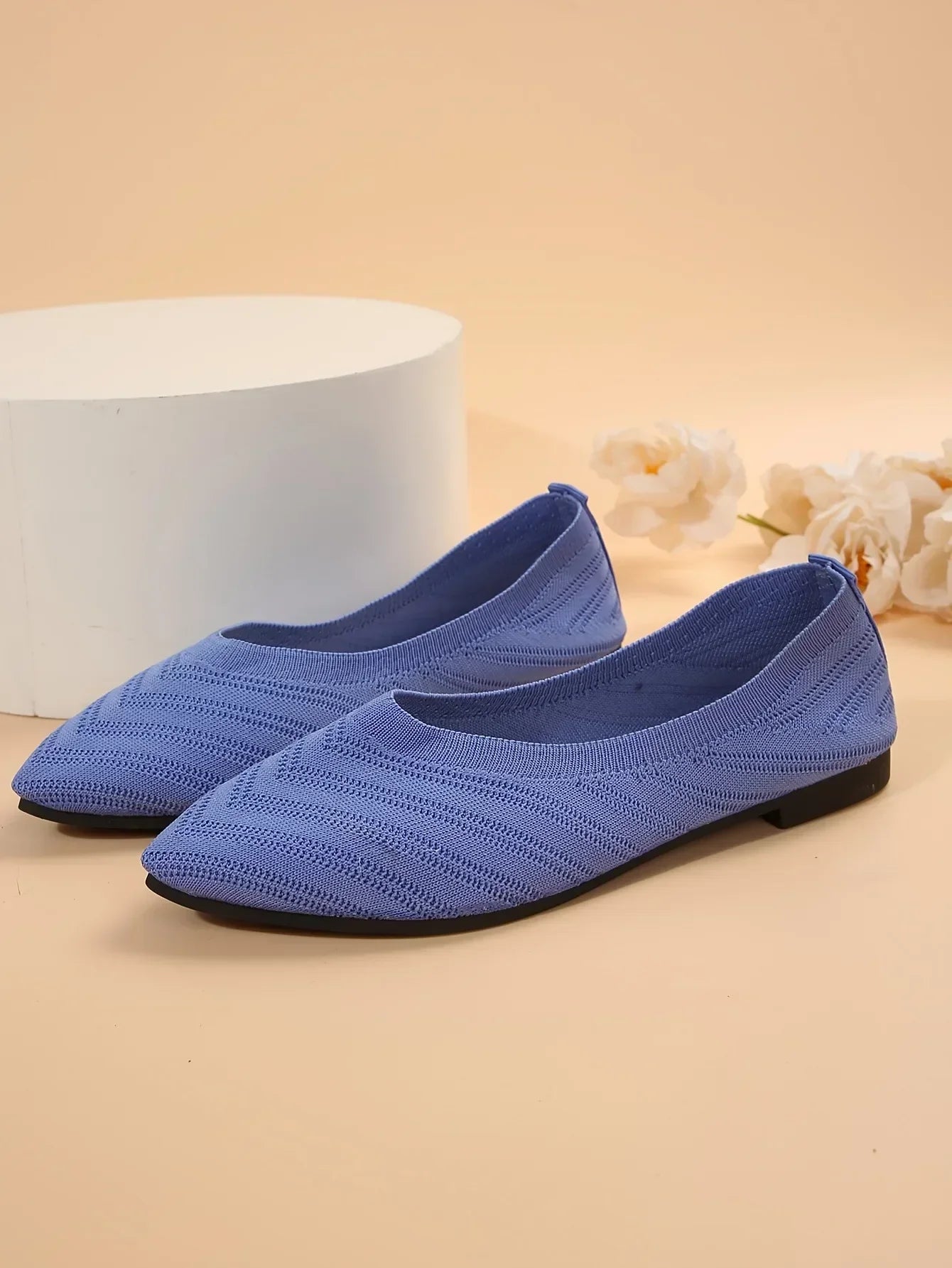 Women's Pointed Toe Flat Shoes Solid Color Knitted Slip on Shoes Casual Breathable Ballet Flats Women Flat Shoes Loafers Women