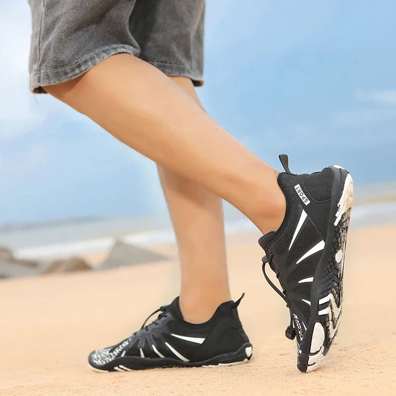 New Couple Water Shoes Aqua Shoes Five-finger Swimming Shoes 35-47 Size Beach Sports Shoes Fashion Men's Fitness Shoes