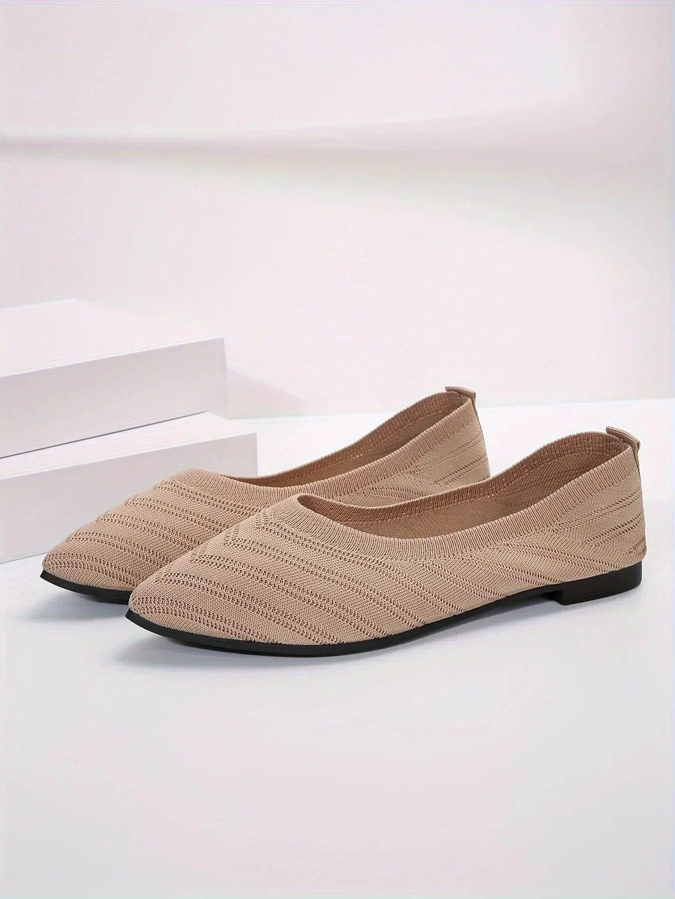 Women's Pointed Toe Flat Shoes Solid Color Knitted Slip on Shoes Casual Breathable Ballet Flats Women Flat Shoes Loafers Women