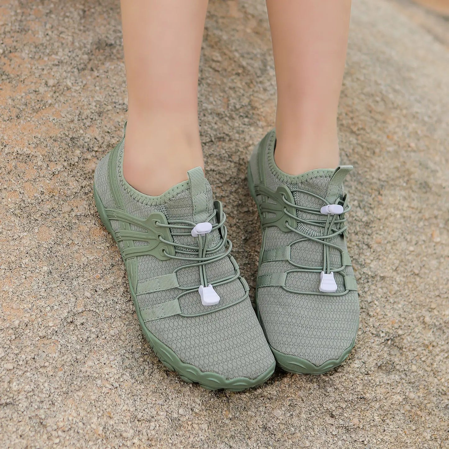 Outdoor Creek Shoes Men's and Women's Wading Swimming Shoes Couple's Beach Shoes Indoor Yoga Fitness Hiking