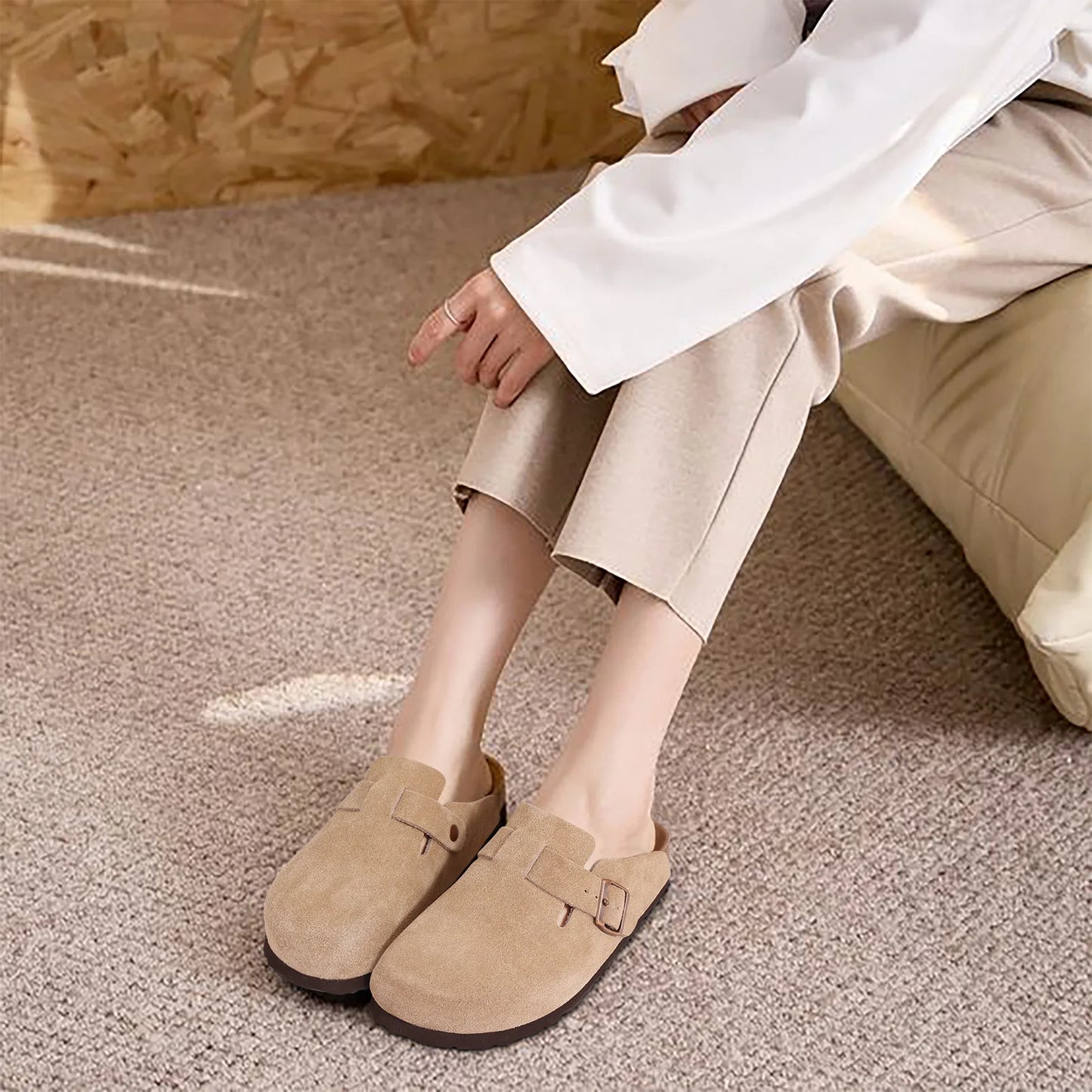 KIDMI Cork Clogs Slippers For Women Cork Footbed Beach Sandals Outdoor Suede Clogs Sandals With Adjustable Buckle Men Sandals
