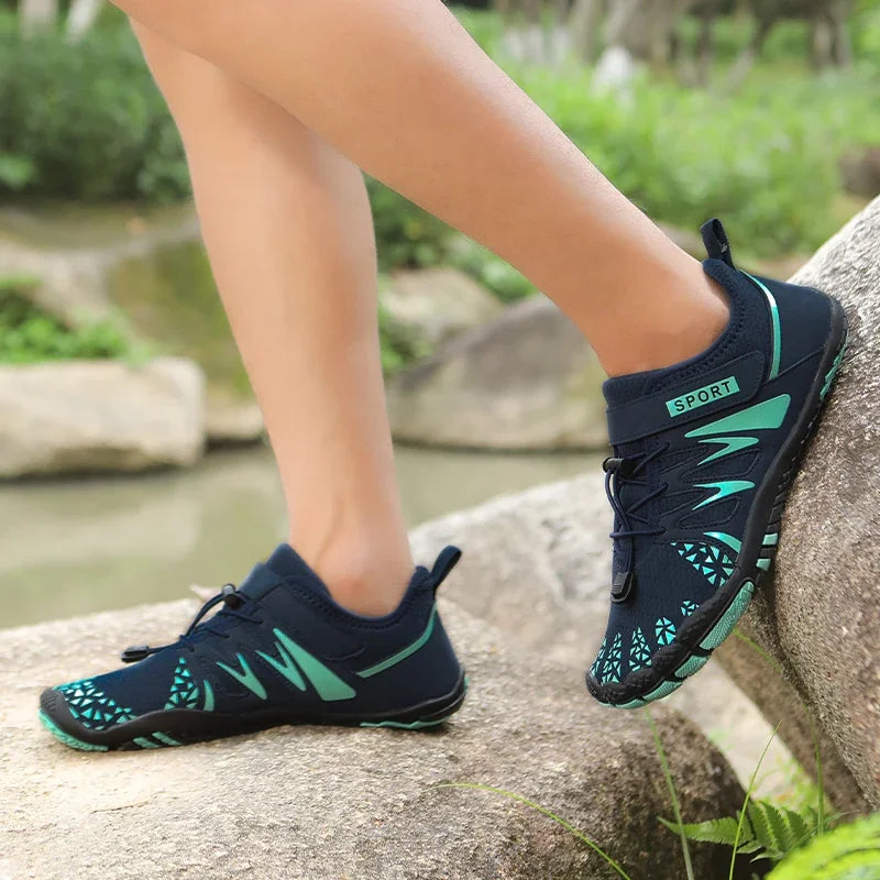 New Couple Water Shoes Aqua Shoes Five-finger Swimming Shoes 35-47 Size Beach Sports Shoes Fashion Men's Fitness Shoes