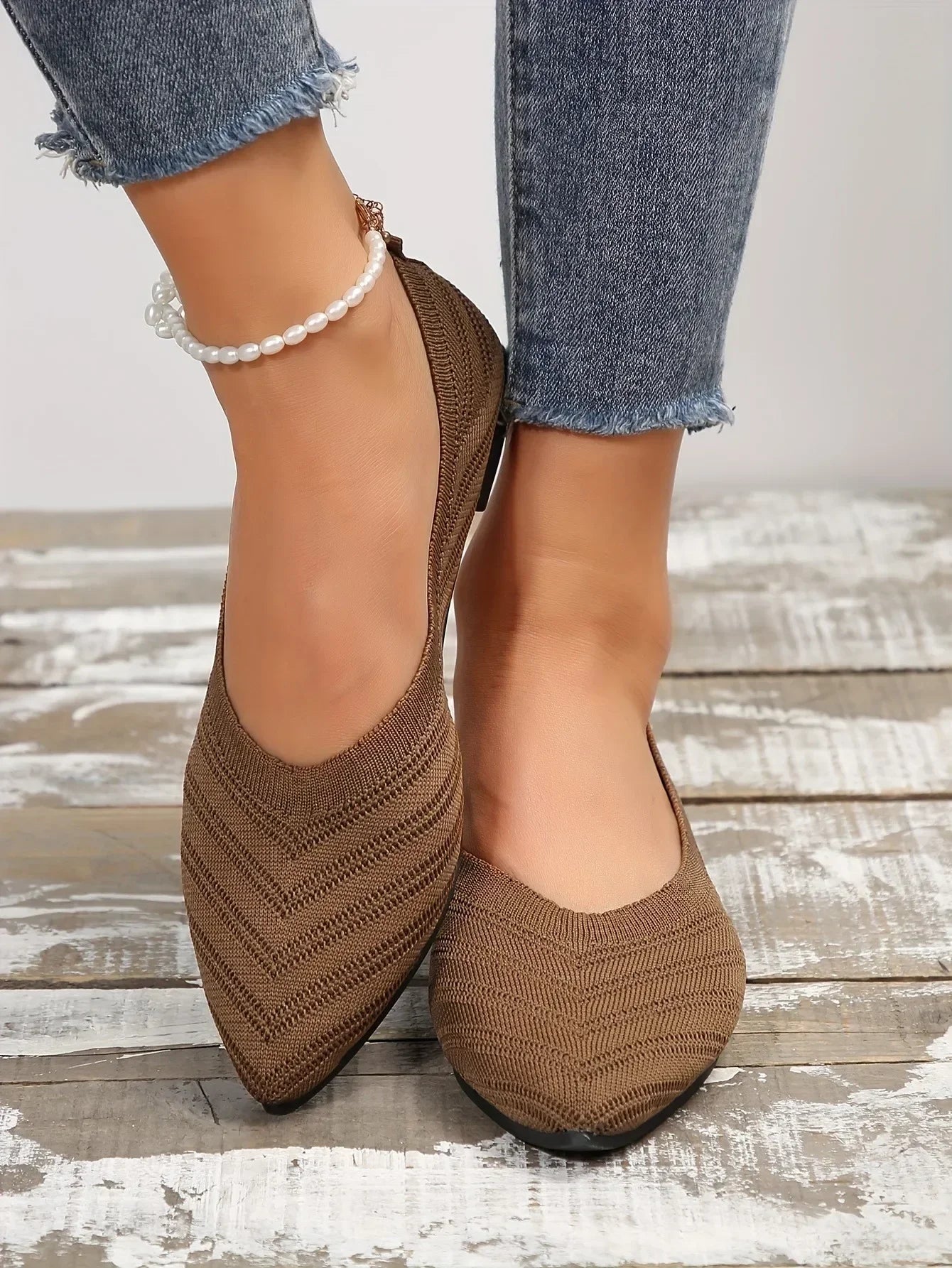 Women's Pointed Toe Flat Shoes Solid Color Knitted Slip on Shoes Casual Breathable Ballet Flats Women Flat Shoes Loafers Women