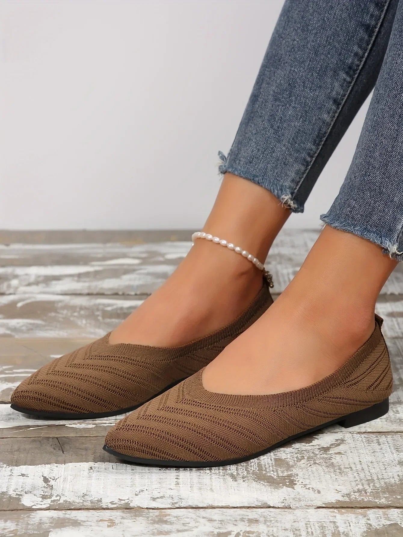 Women's Pointed Toe Flat Shoes Solid Color Knitted Slip on Shoes Casual Breathable Ballet Flats Women Flat Shoes Loafers Women