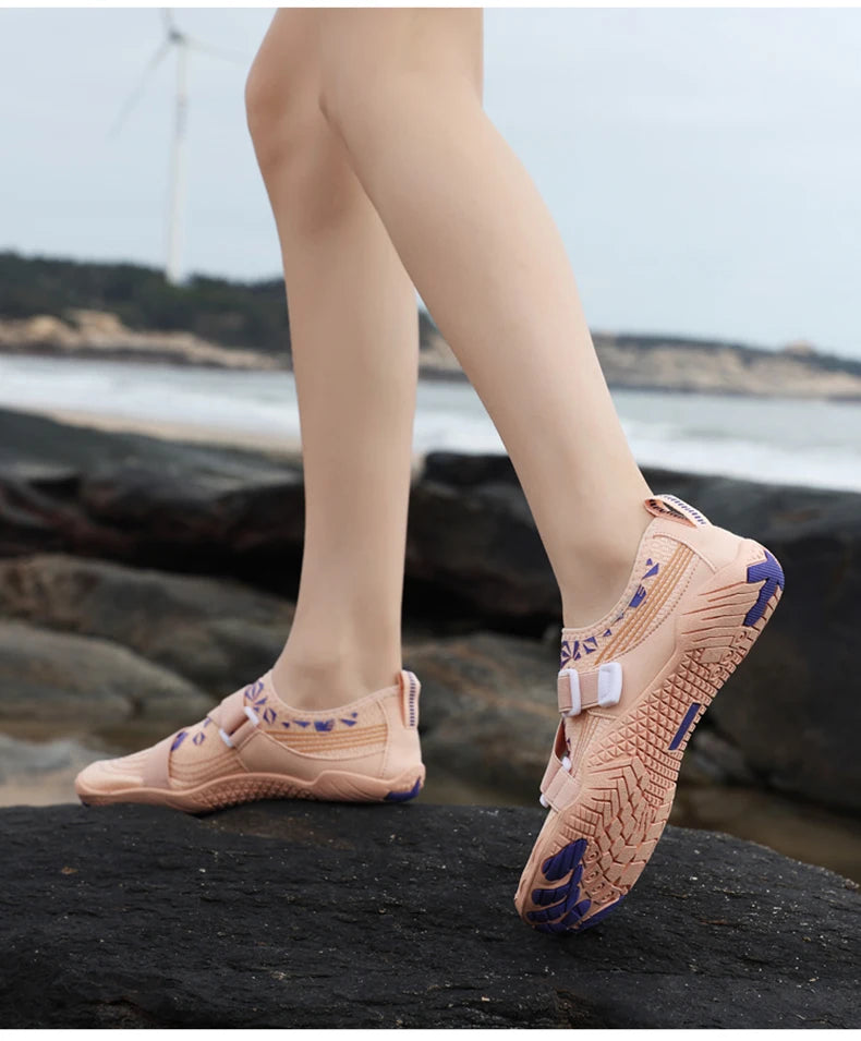 Wading Shoes Unisex Outdoor Swimming Shoes Beach Shoes Sports Fitness Shoes Stream Fishing Shoes Quick-drying Swimming Shoes