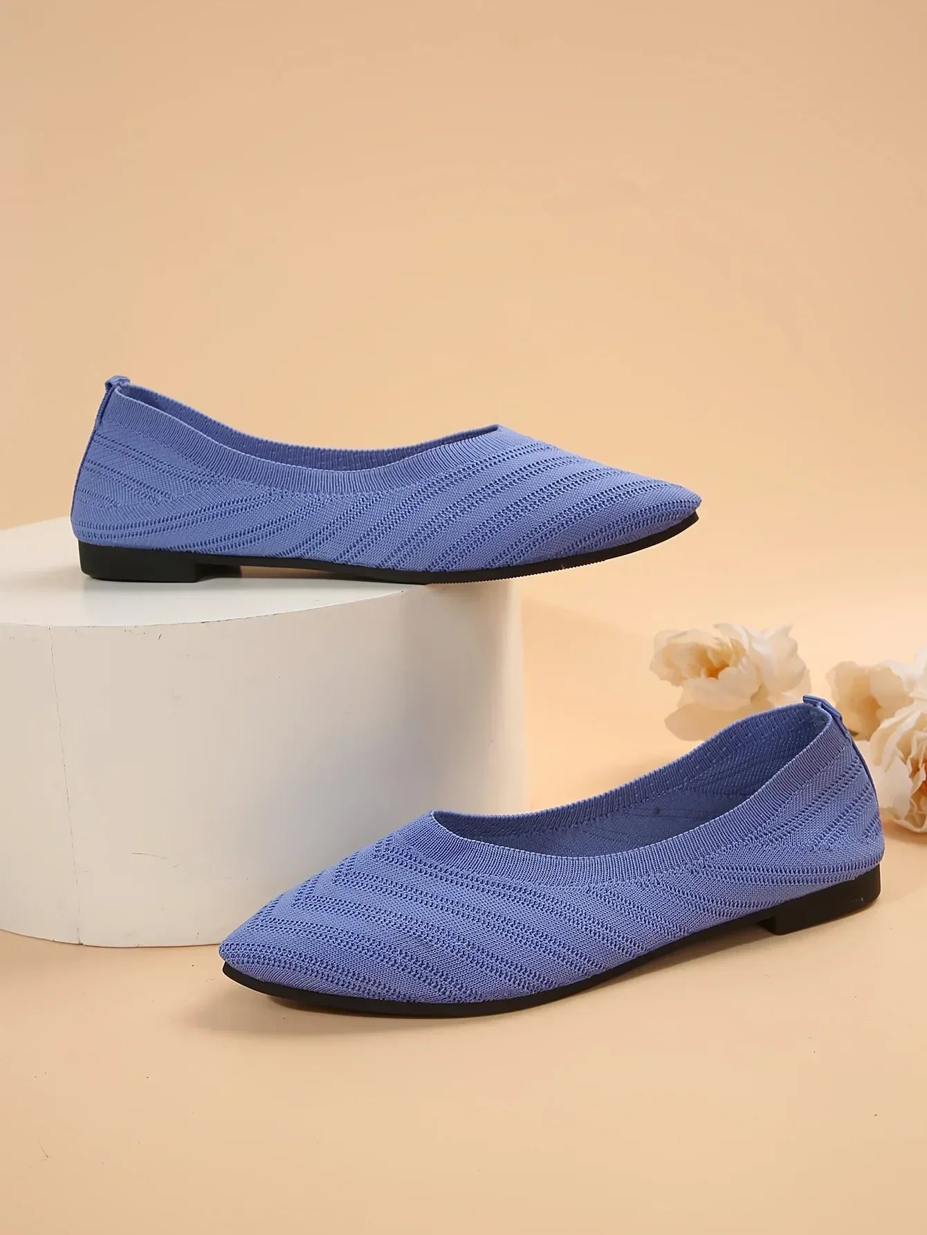 Women's Pointed Toe Flat Shoes Solid Color Knitted Slip on Shoes Casual Breathable Ballet Flats Women Flat Shoes Loafers Women
